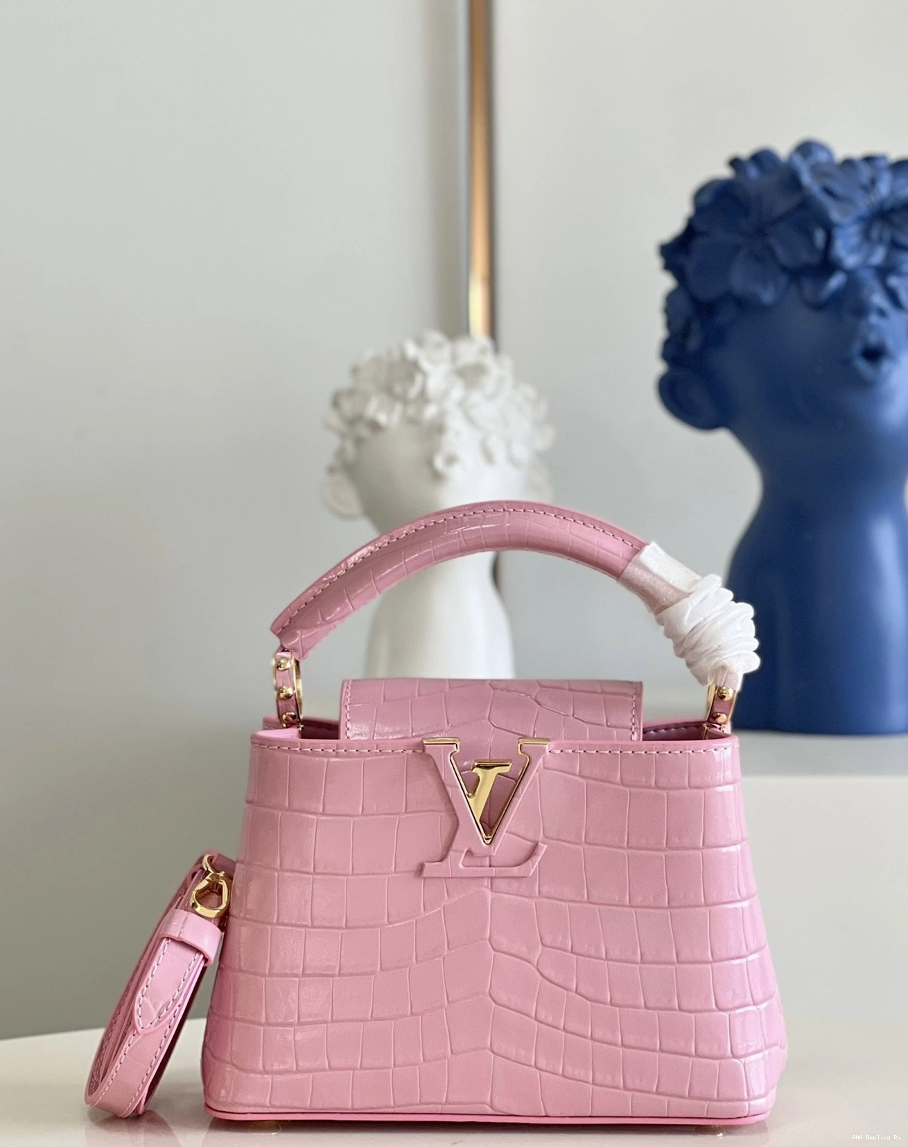 AAA Replica Ru CAPUCINES LOUIS VUITTON MINI 0820